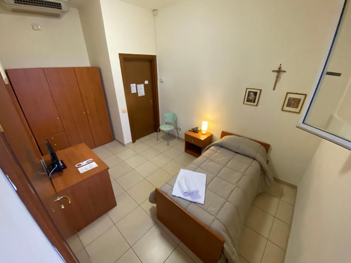 מלון מטרה Casa Per Ferie Sant'Anna מראה חיצוני תמונה