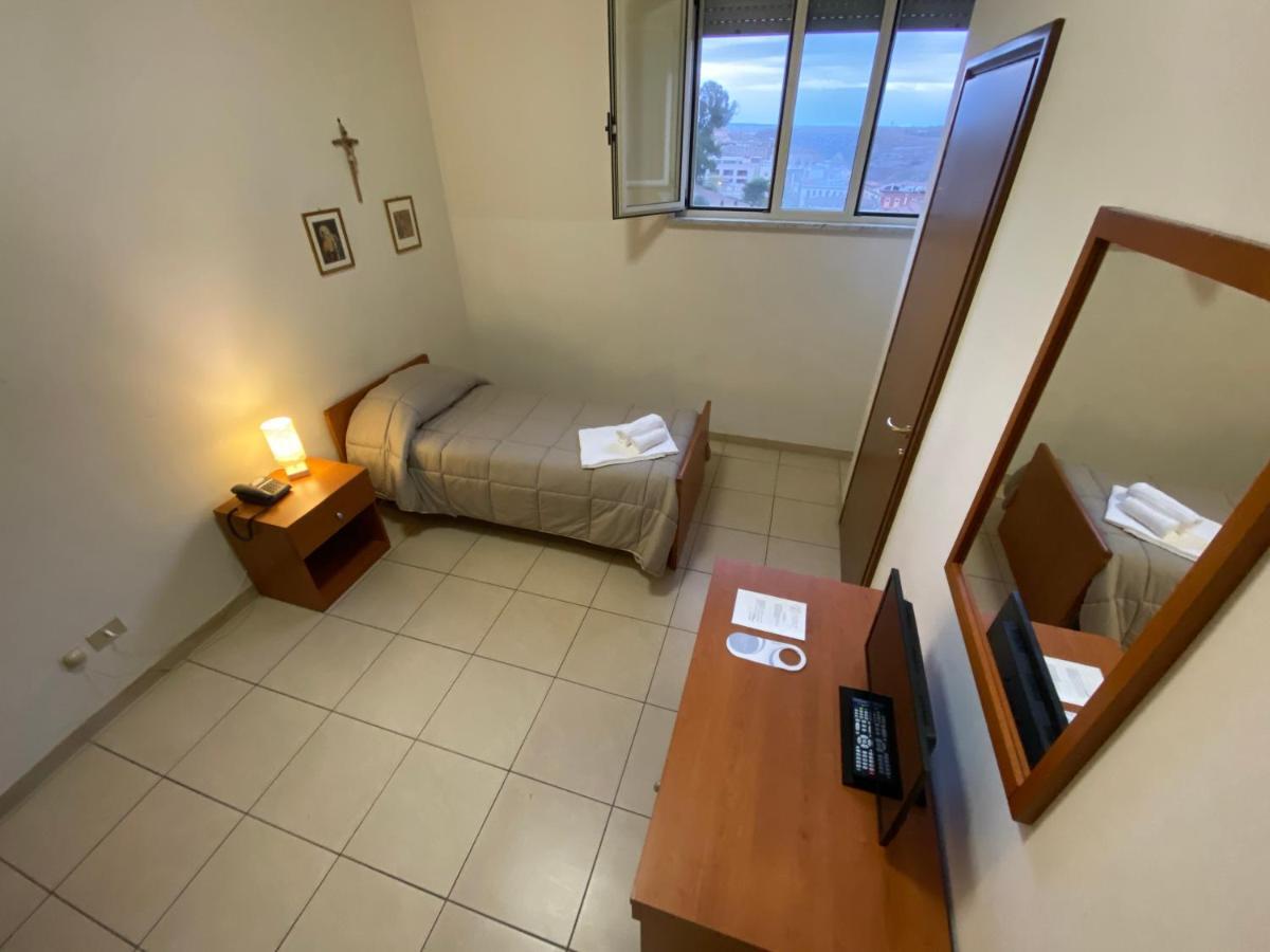 מלון מטרה Casa Per Ferie Sant'Anna מראה חיצוני תמונה
