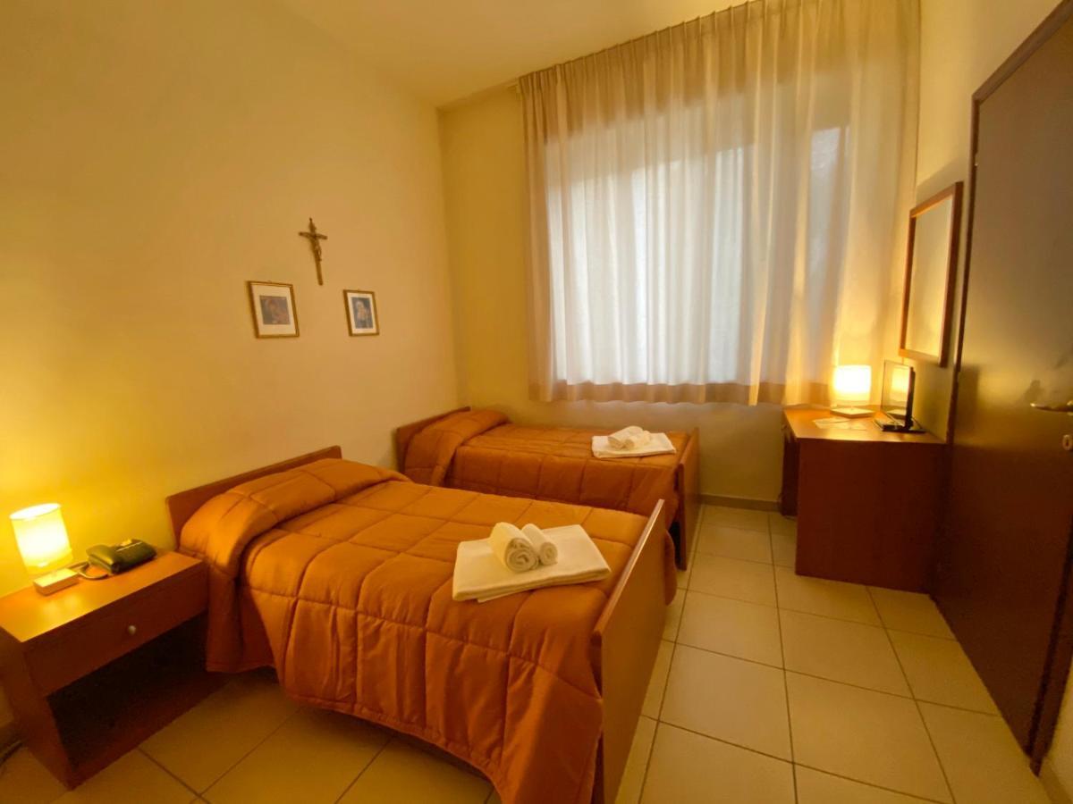 מלון מטרה Casa Per Ferie Sant'Anna מראה חיצוני תמונה